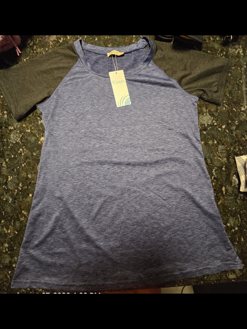 Short Sleeve Two-Tone Heathered Blue Tee by Cestyle